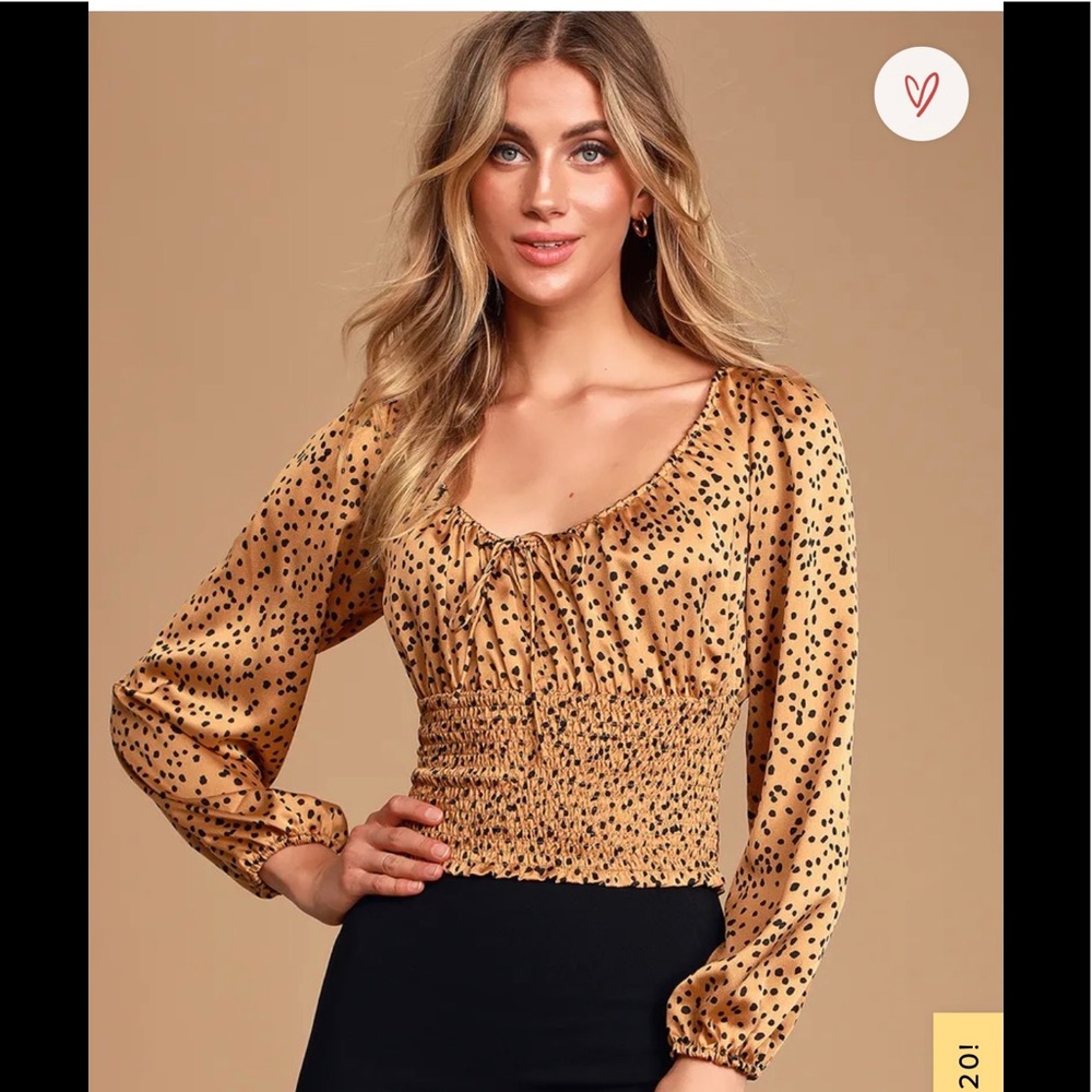 NWOT lulus blouse